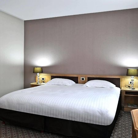 Le Grand Hotel Saint-Quentin  Zewnętrze zdjęcie