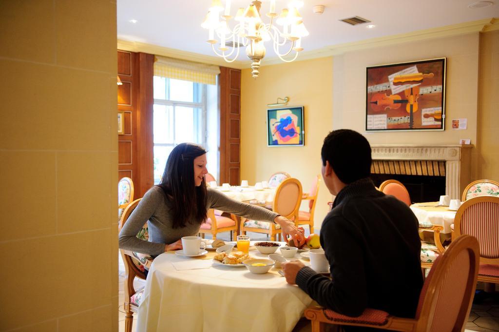 Le Grand Hotel Saint-Quentin  Zewnętrze zdjęcie