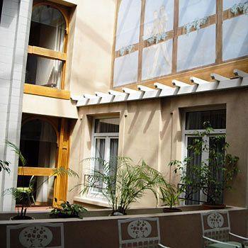 Le Grand Hotel Saint-Quentin  Zewnętrze zdjęcie