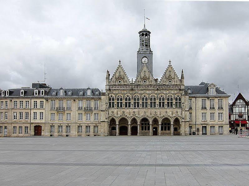 Le Grand Hotel Saint-Quentin  Zewnętrze zdjęcie